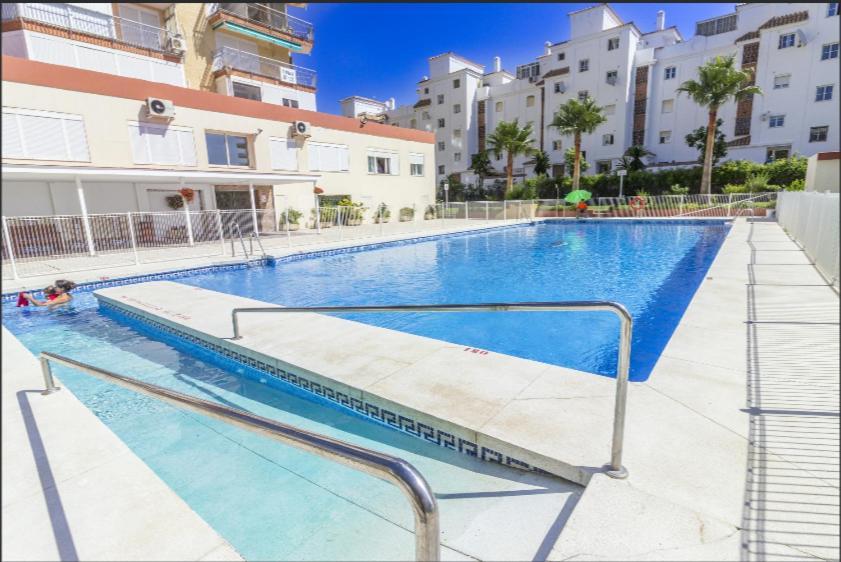 Apartamento En Benalmadena, Primera Linea De Playa 外观 照片